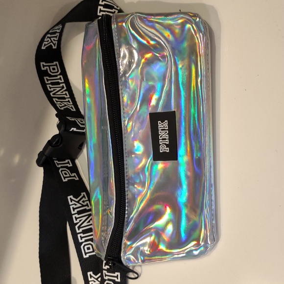 Victoria's Secret 2018 SS Monogram cross body street style bag - Picture 3 of 7